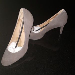 [BRAND NEW] Corso Como Gray Suede Pumps